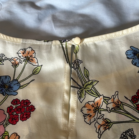 Talbots Sleeveless Blouse - Picture 8 of 8